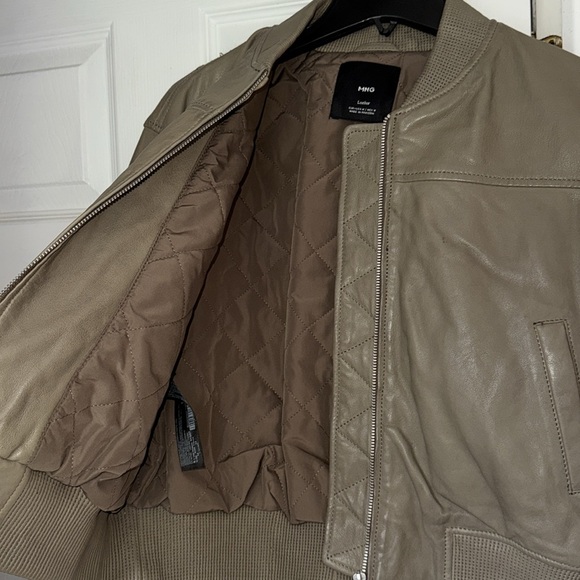 MANGO NWT Genuine Leather Bomber - Picture 9 of 16